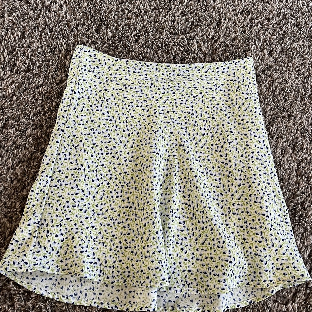 H&M White and Yellow A-line Mini Skirt Casual